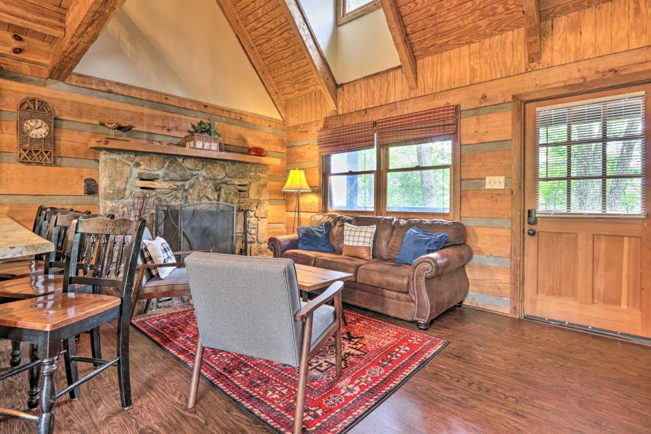 Villa Gatlinburg Escape with Hot Tub, Deck&Mtn View Exterior foto