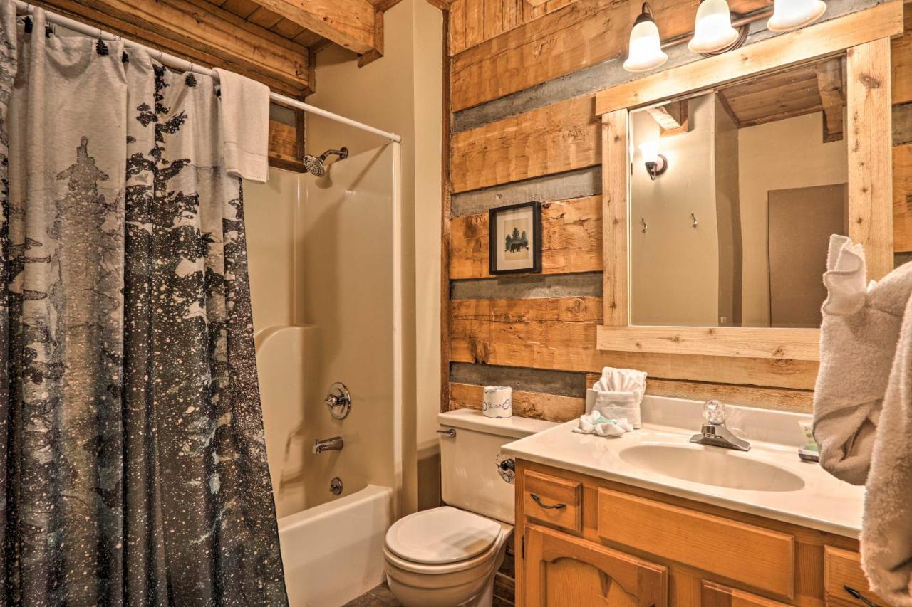 Villa Gatlinburg Escape with Hot Tub, Deck&Mtn View Exterior foto