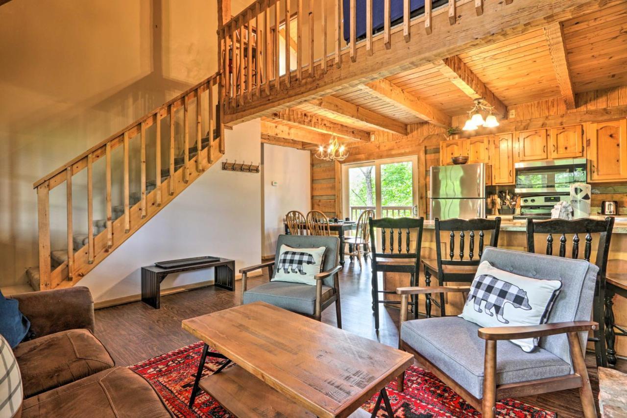 Villa Gatlinburg Escape with Hot Tub, Deck&Mtn View Exterior foto